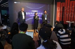 也许将来你和它是如许的诗和远方：你